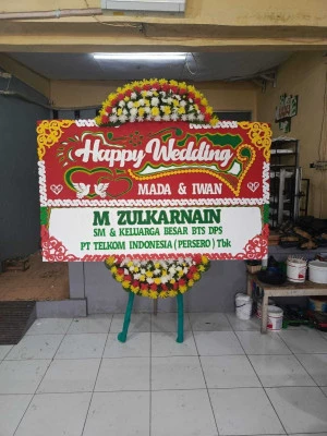 Papan Bunga di Sruwohdukuh Butuh